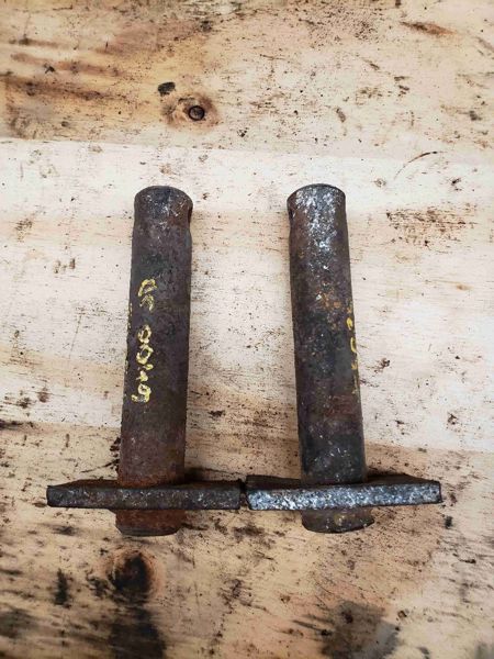 Deere 6400 Pin, Lift Link