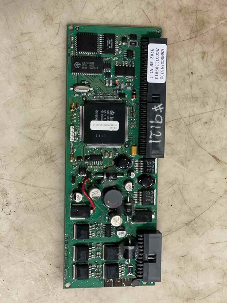 Gleaner R65 Card, Main Control