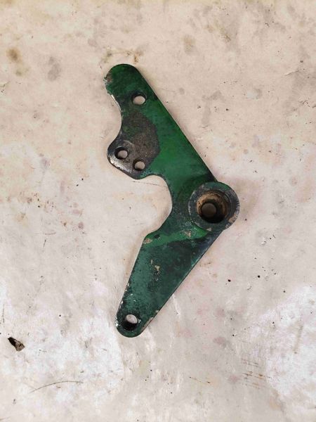 Deere 6415 Lever