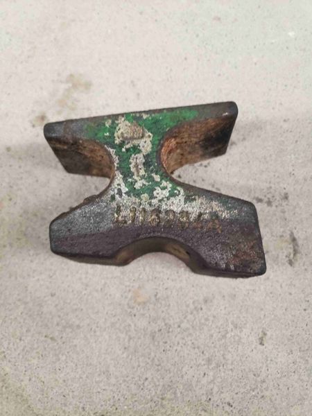 Deere 6415 Bushing