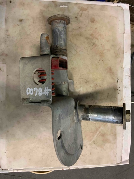 Case/case I.H. 2388 Shaft - Ladder Pivot W/ Pin
