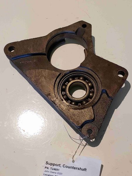 Deere 2020 Support, Countershaft