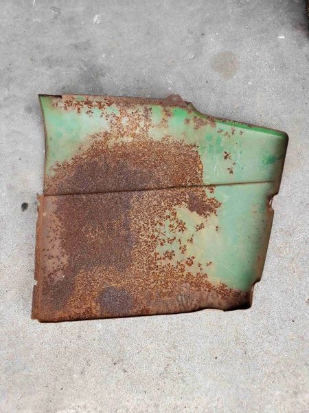 Deere 2020 Cowl Panel RH