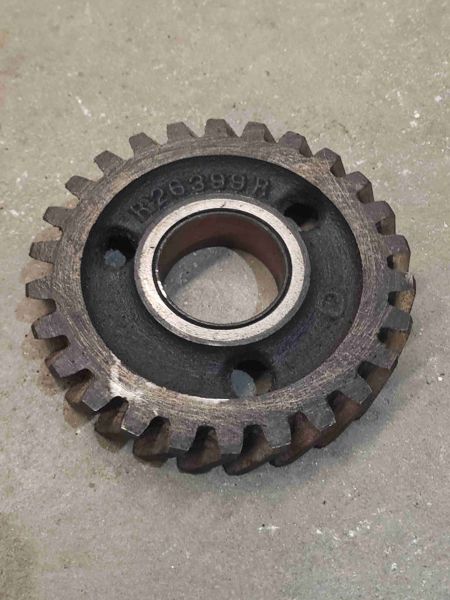 Deere 3020 Gear, Idler