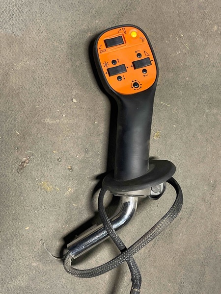 Gleaner A66, A76, A86 Handle Asy, Hydro