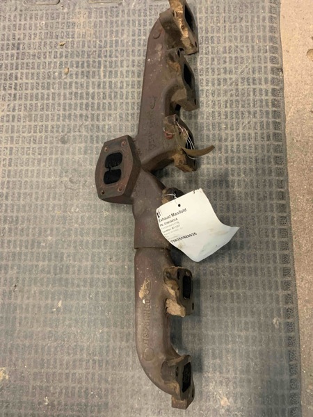 Ford/Nholland 9700 Exhaust Manifold