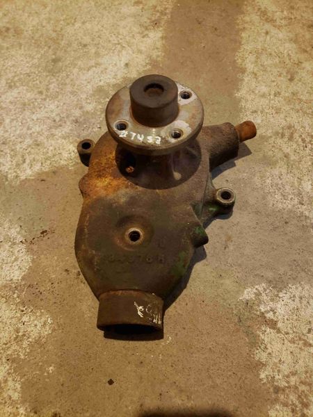Deere 3020 Water Pump