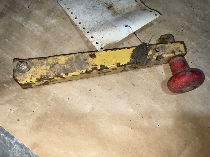 Ford/Nholland 2250 Handle Asy