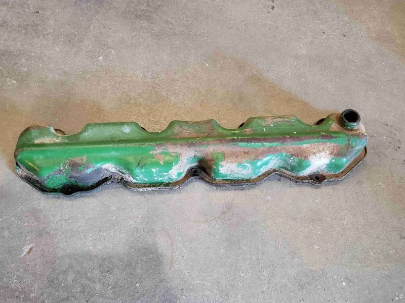 Deere 3020 Valve Cover
