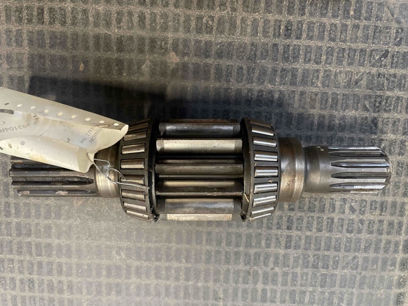 I.H./FARMALL 706 Bull Pinion