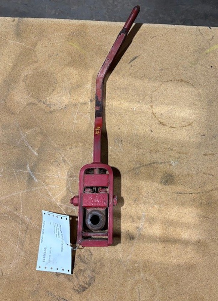 I.H./FARMALL 1086 Range Shift Handle