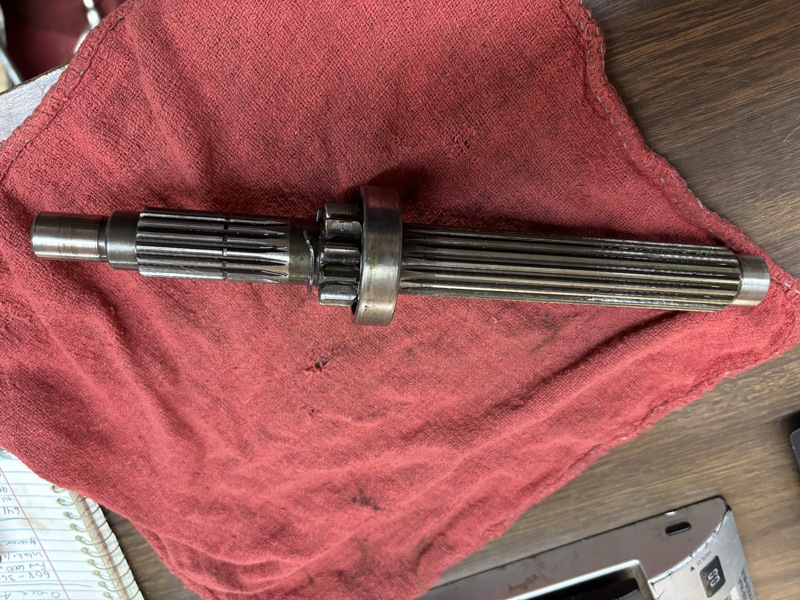 Kubiota B1550E, B1550DT, B1750E, B1750DT, B6200E, B6200DT, B5200E, B5200DT, B7200E, B7200DT 4TH Shaft