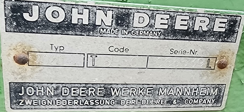 Deere 2020, 1020, 1530, 2030, 2240, 2640 Front Axle Support