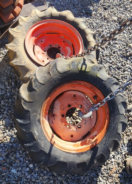 Kubota L3410 Front Wheel & Tire Assy