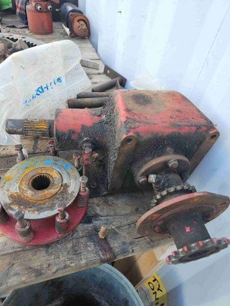 Ford/Nholland 495 Gearbox