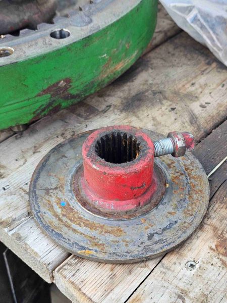 Ford/Nholland 495 Flange