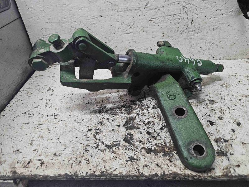 Deere 8430, 8630, 8440, 8640 Lock Valve Assy.