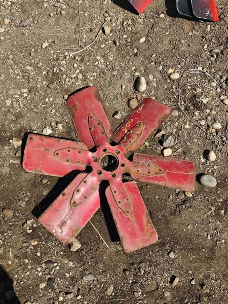 I.H./FARMALL 806, 2806, D-361, D-407 Fan, 6 Blade