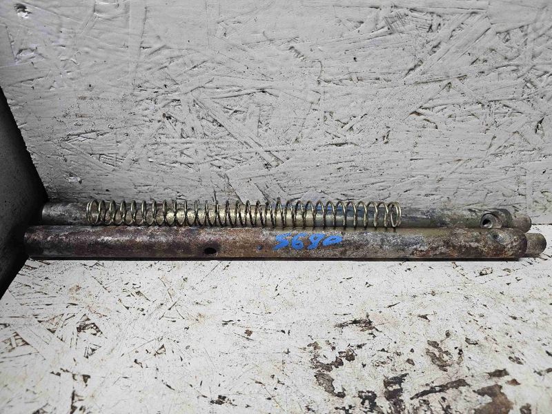 Deere S680 Pins & Spring