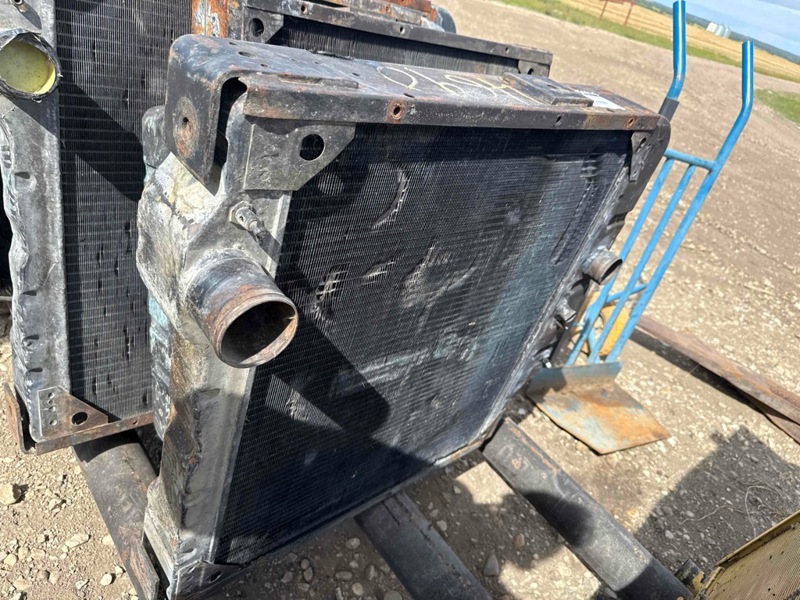 Case/case I.H. 4690 Radiator