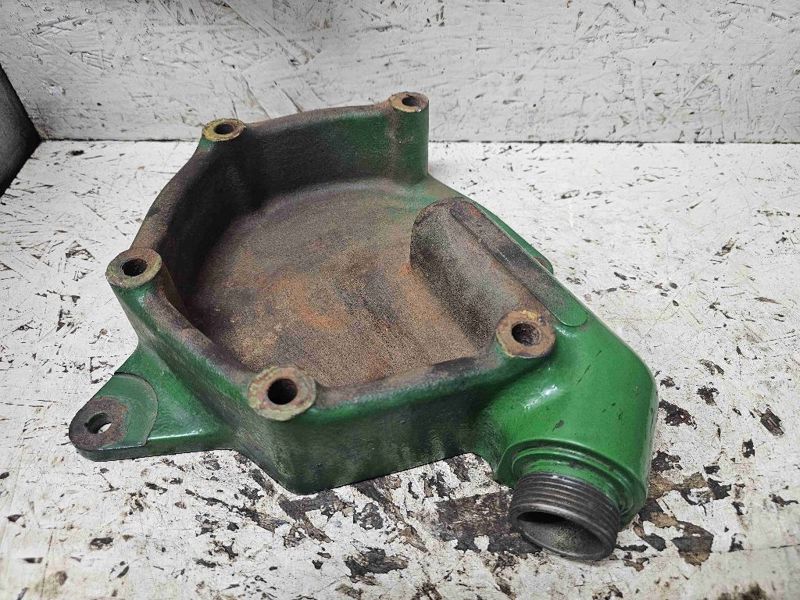 Deere 8770, 8870 Injection Pump Cover