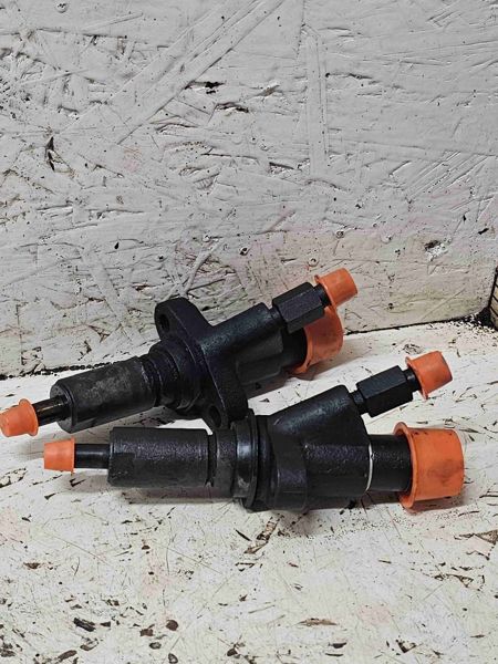 Massey Ferguson 2745 Injector Nozzle