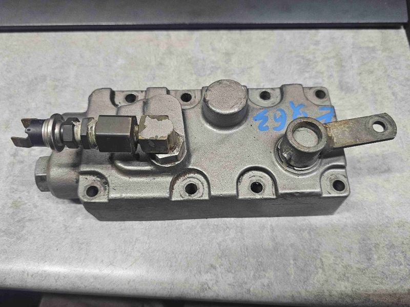 Massey Ferguson 2745 Valve Assembly