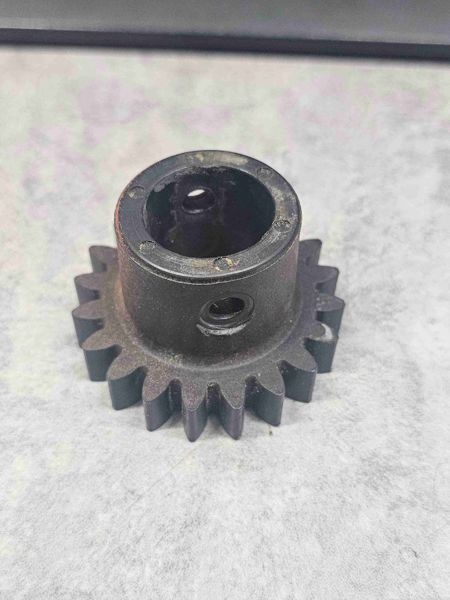 Case/case I.H. 2188 Gear, 20T