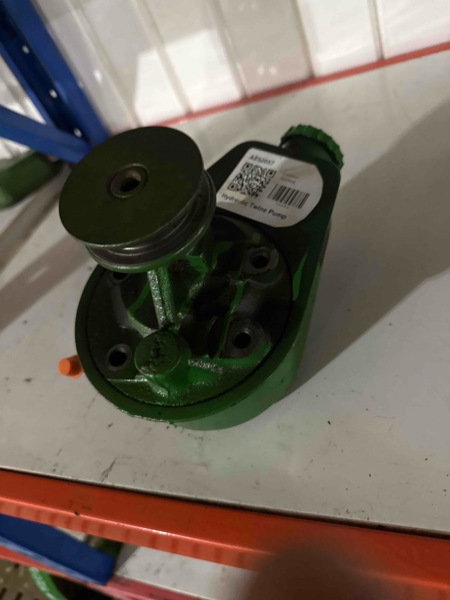 Deere 535 Hydraulic Twine Pump