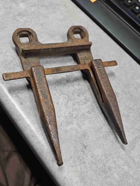 Several Several, Various 2 Prong Guard