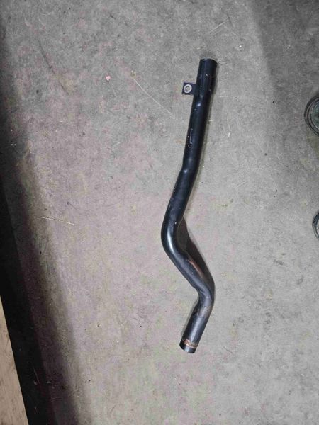 I.H./FARMALL DT436 Lower Breather Tube