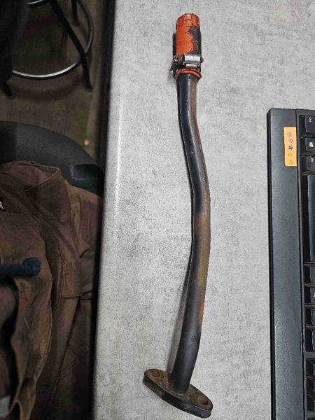 I.H./FARMALL DT436 Turbo Oil Drain Line