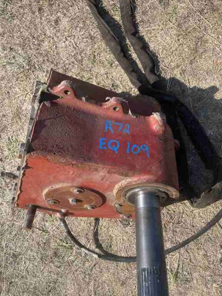 Gleaner R72 Gearbox