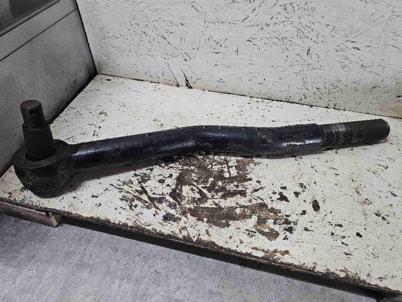Case/case I.H. MX230, MX180, MX200, MX210, MX220 Tie Rod, RH Threads
