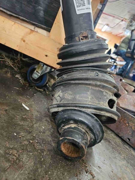 Case/case I.H. RB564 Driveline; 1000 Rpm