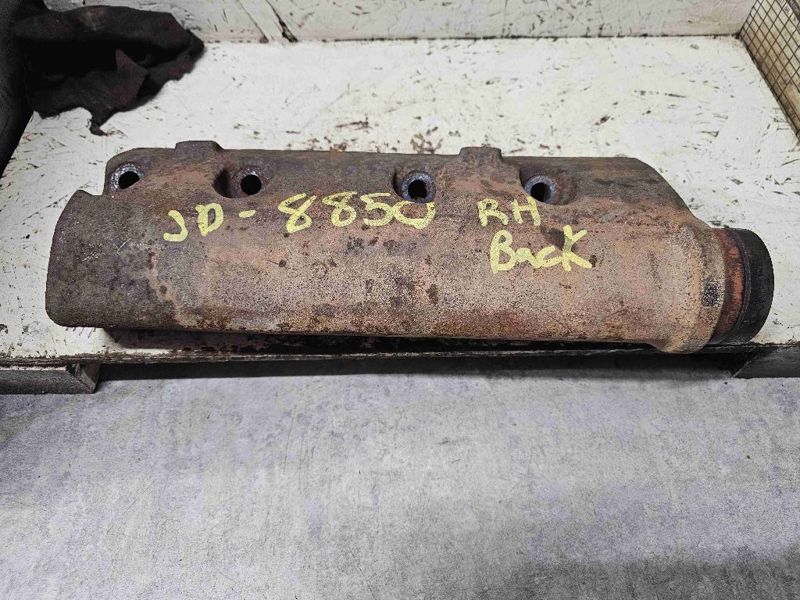 Deere 8850 Exhaust Manifold, RH