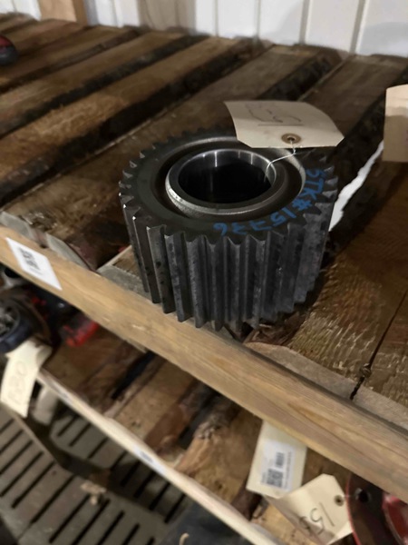 Deere 4450 Planetary Pinion Gear
