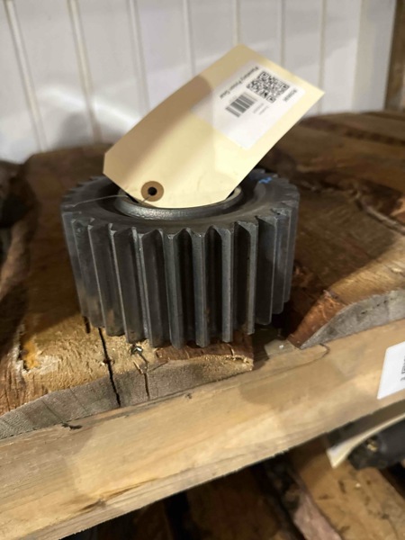 Deere 8450 Planetary Pinion Gear