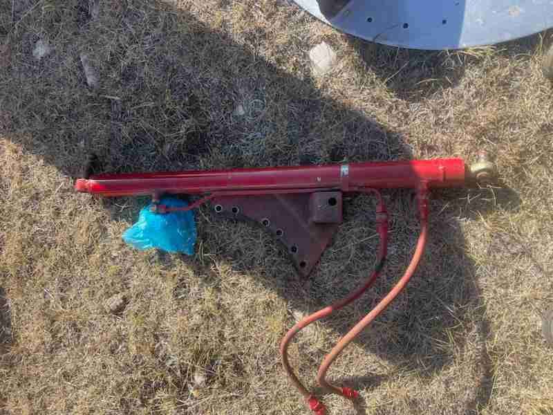 Case/case I.H. 2188 Hydraulic Cylinder Assy.