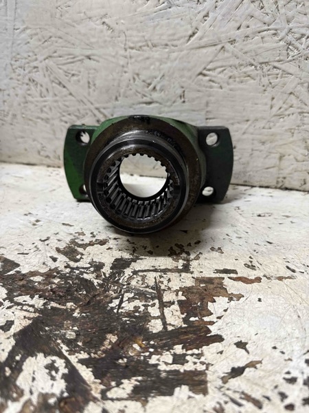 Deere 7020, 7520, 8430, 8440, 8640, 8450, 8650, 8630 Yoke