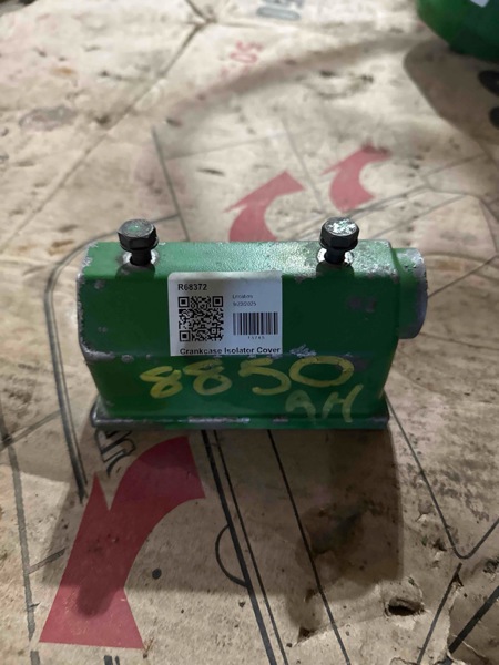 Deere 8850 Crankcase Isolator Cover