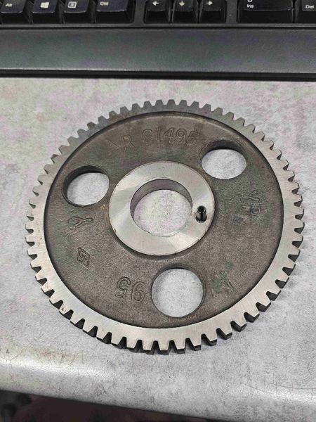 Deere 8850 Camshaft Gear