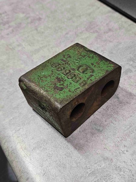 Deere 4555, 4755, 4955, 4560, 4760, 4960, 4640, 4840, 4650, 4850, 8430, 8630, 8440, 8640, 8450, 8650 Drawbar Spacer