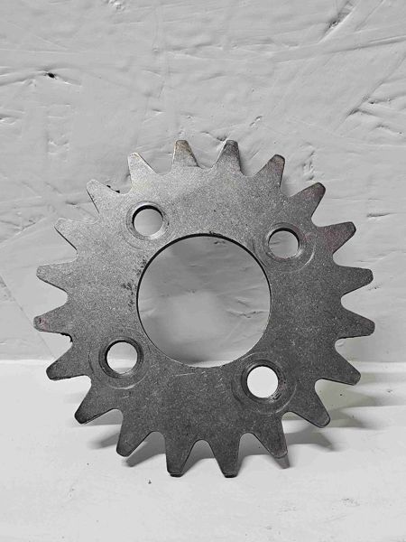 Deere 8850 Drive Disk, Camshaft Gear