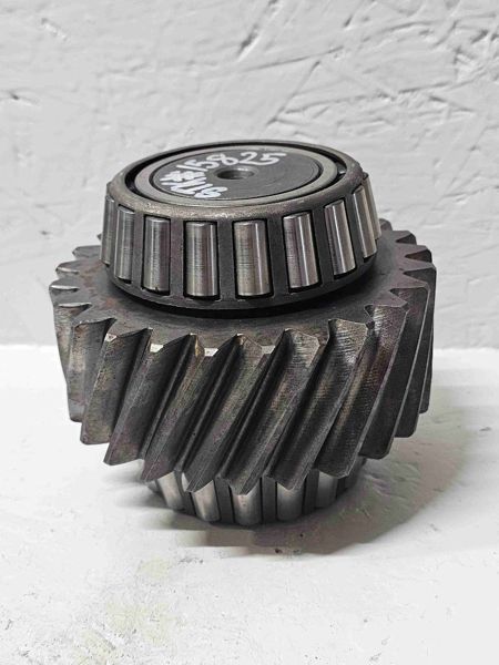 Deere 8850 Oil Pump Drive Gear