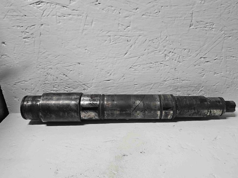 Deere 8430, 8630, 8440, 8640 Drive Shaft