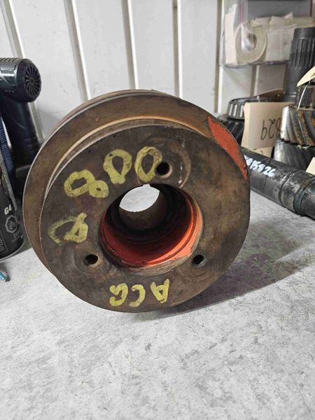 Gleaner G, F, F3 Crankshaft Pulley