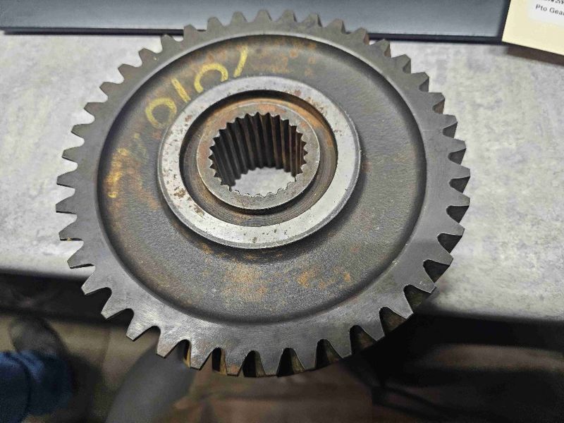 Allis Chalmers 7010 Pto Gear