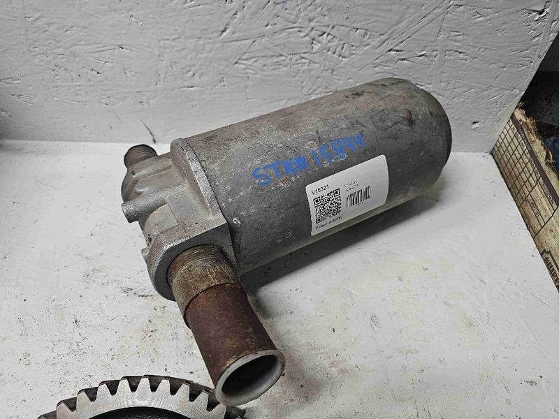 Ford/Nholland 4400V, 500V, 555V, 700V, 750V, 800V, 825V, 835V, 850V, 855V, 875V, 895V, 900V, 935V, 945V, 950V, 955V, 975V Filter Assy.