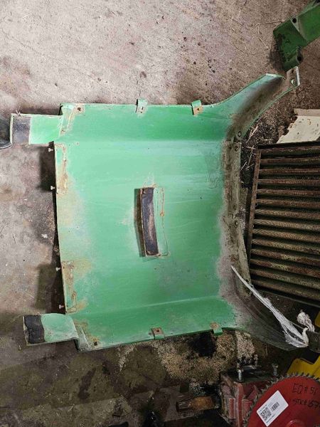 Deere 5010, 5020, 6030 Front Plate